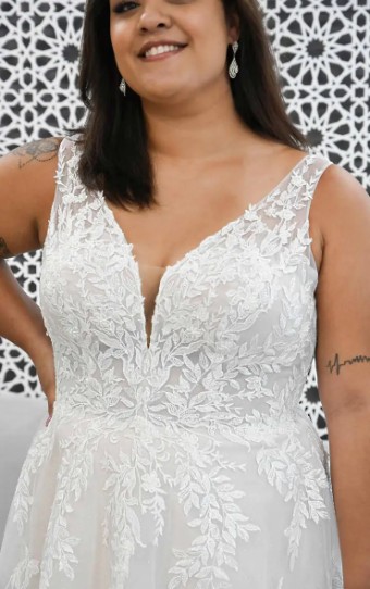 EveryBody EveryBride 7177 #4 default Ivory/Moscato thumbnail