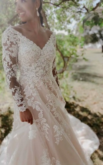 EveryBody EveryBride 7169 #3 Ivory/Ivory thumbnail