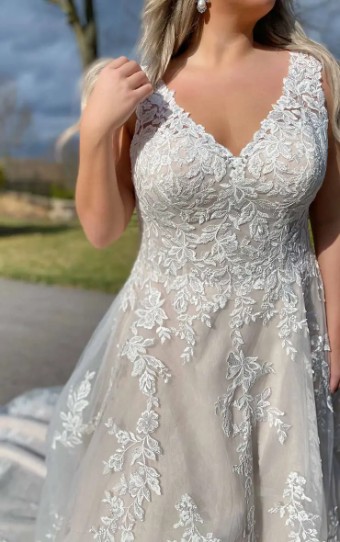 EveryBody EveryBride 7169 #7 Ivory/Ivory thumbnail