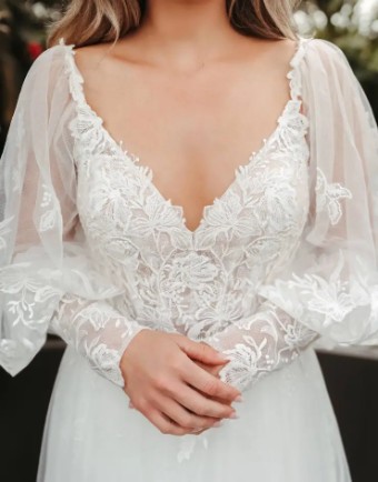 EveryBody EveryBride 7678 #6 Ivory/Almond thumbnail
