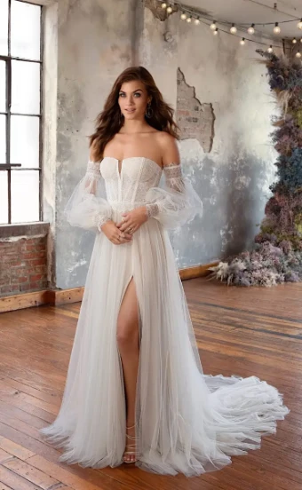 All Who Wander Viene #0 default Ivory/Rum thumbnail