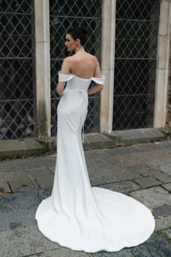 Evie Young Hilary #9 Ivory thumbnail