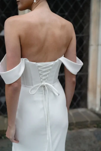 Evie Young Hilary #10 Ivory thumbnail