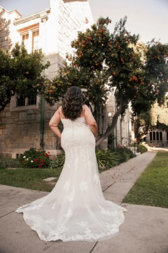EveryBody EveryBride 7762 #6 Ivory/Ivory thumbnail