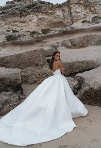 Jeune by Madi Lane Bordeaux #3 Ivory thumbnail