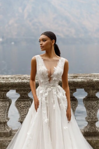 Oksana Mukha Alexandra #3 Ivory/Blush thumbnail