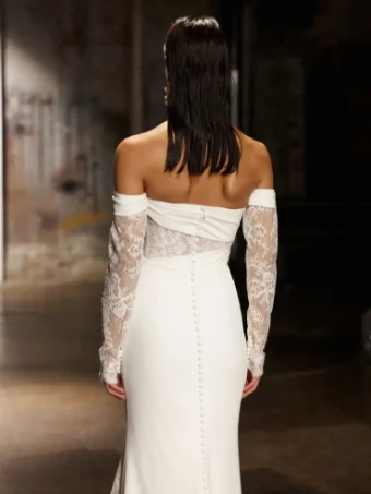 Evie Young Gray #3 default Ivory Only thumbnail