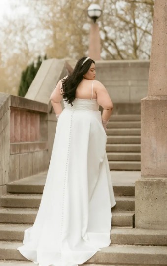 EveryBody EveryBride 7915 #2 Ivory Only thumbnail