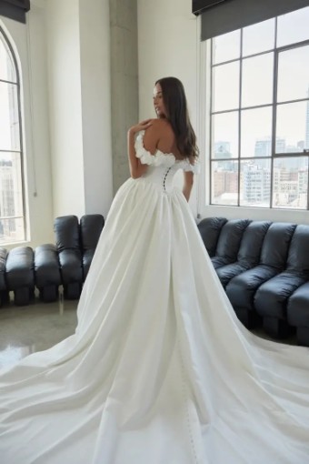 Serene Áme Melaina #2 Ivory thumbnail
