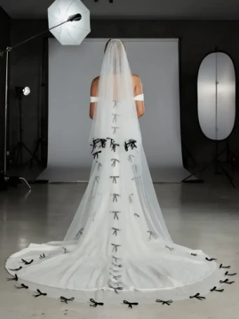 Evie Young Cary #4 Ivory thumbnail