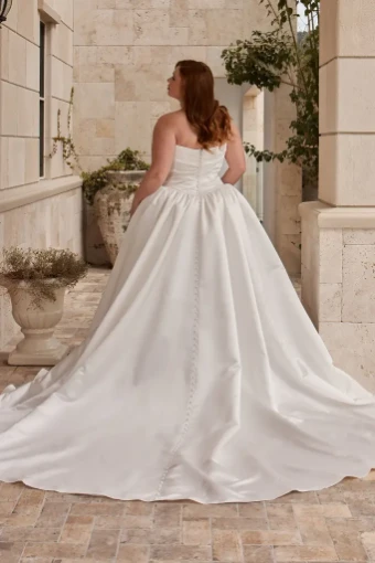 Evie Young Mary #1 Ivory thumbnail