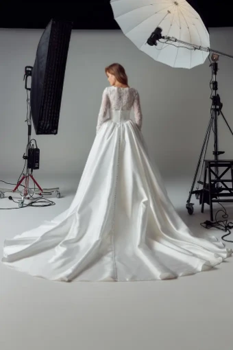 Evie Young Lucille #1 Ivory thumbnail