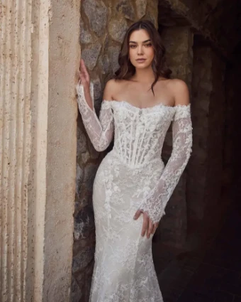 Calla Blanche Iolanthe #1 Ivory/Light Nude with Skin thumbnail