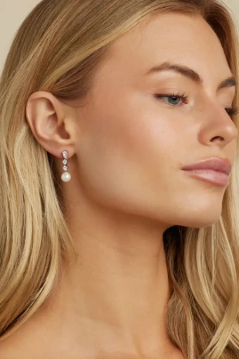 Amanda Judge - Untamed Petals Serenade ~ Earrings #1 Gold thumbnail