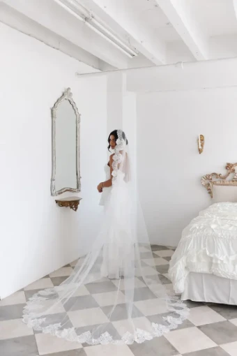 Amanda Judge - Untamed Petals Juliette Mantilla Veil #1 default Ivory Only thumbnail