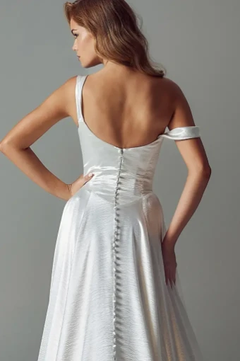 Evie Young Molly #3 Ivory thumbnail