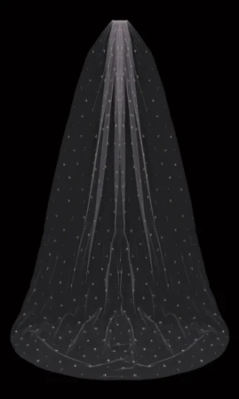 EnVogue Bridal V2295C-L (enVouge Veil) Cathedral #2 default Ivory thumbnail