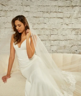 EnVogue Bridal V2496WRC-M (enVouge Veil) Cathedral #3 default Ivory thumbnail