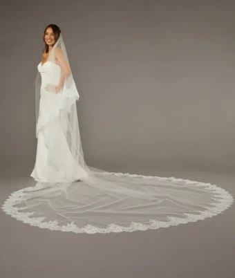 EnVogue Bridal V2496WRC-M (enVouge Veil) Cathedral #0 default Ivory thumbnail