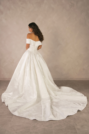 EveryBody EveryBride D4604 #1 Ivory thumbnail