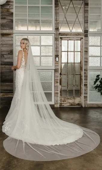 EnVogue Bridal V2103WC (Veil) Cathedral #0 default Ivory thumbnail