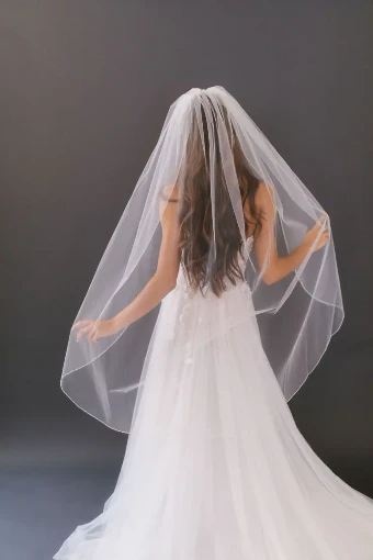 Amanda Judge - Untamed Petals Dylan (Veil) ~ 55" #2 default Ivory Only thumbnail