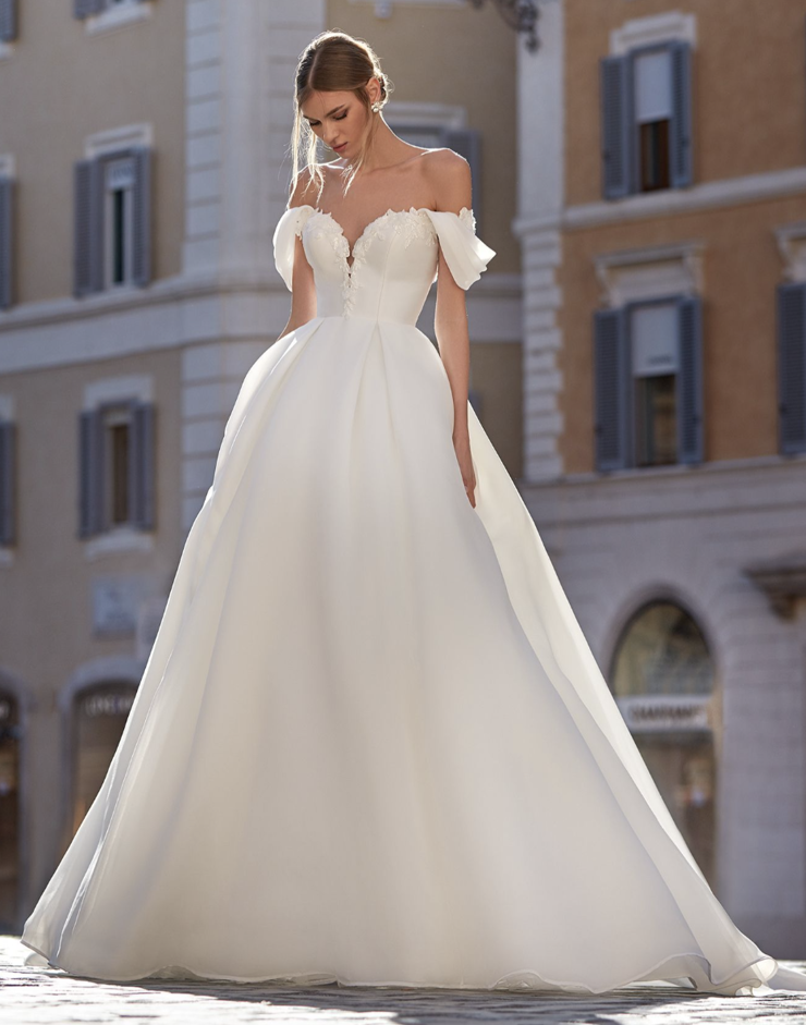 Dallas TX Wedding Gowns Discount